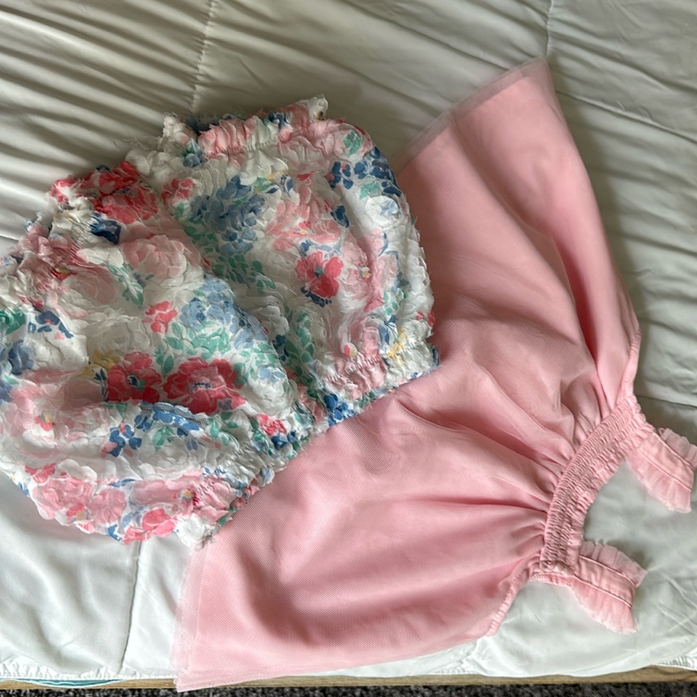 Cute girls set for summer time